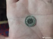 Monedele îs foarte vechi!
