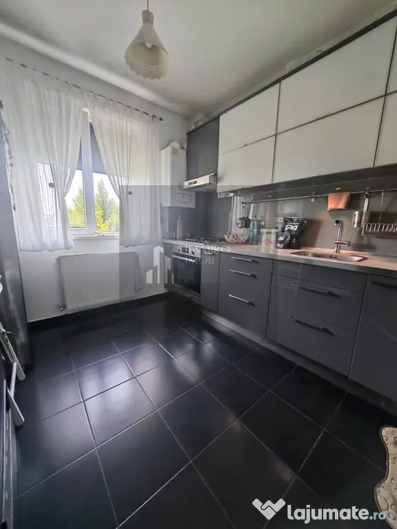 Apartament 3 camere Dobroesti / Nicolae Balcescu