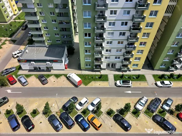 TRACTORUL- TOP CITY 2 CAMERE VEDERE MUNTE