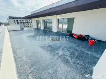 Ap 4 camere cu Terasa Mai mare decat o vila -10 min metrou N