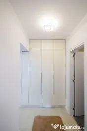 De inchiriat apartament cu 2 camere, zona Centru - Univer...