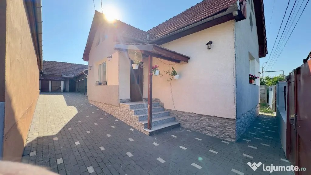 Casă 3 camere | Finisat Modern | Curte generoasă | Micești