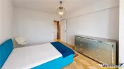 Vedere spre gradina, decomandat si renovat, Centrul Civic, B 