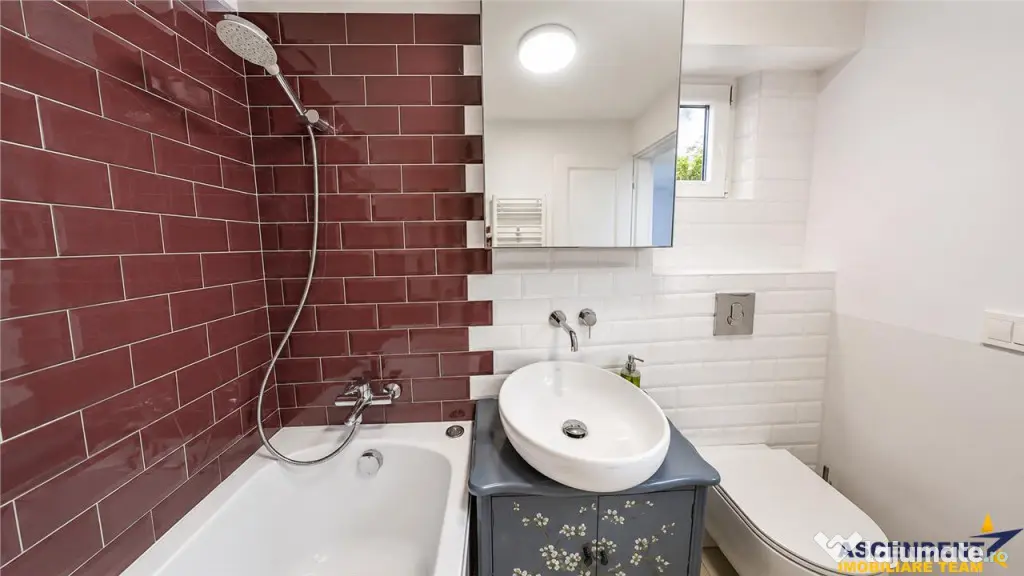 Vedere spre gradina, decomandat si renovat, Centrul Civic, B