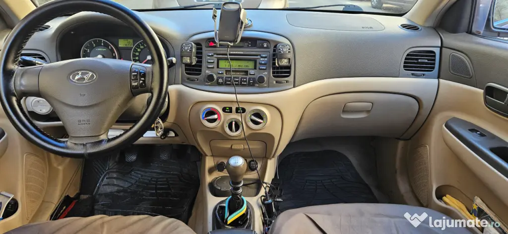 Vand Hyundai Accent CRDI 110CP, 2006