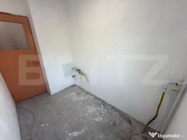 Apartament 4 camere, 69mp, zona Malu Rosu