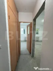 Apartament 4 camere, 69mp, zona Malu Rosu