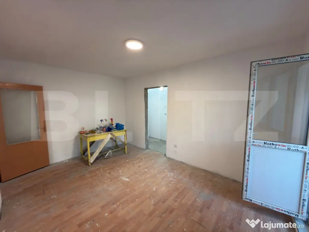 Apartament 4 camere, 69mp, zona Malu Rosu