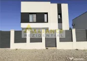 Vila noua 4 camere pe Strada Miorita