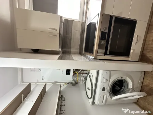 Vand apartament 2 camere semidecomandat