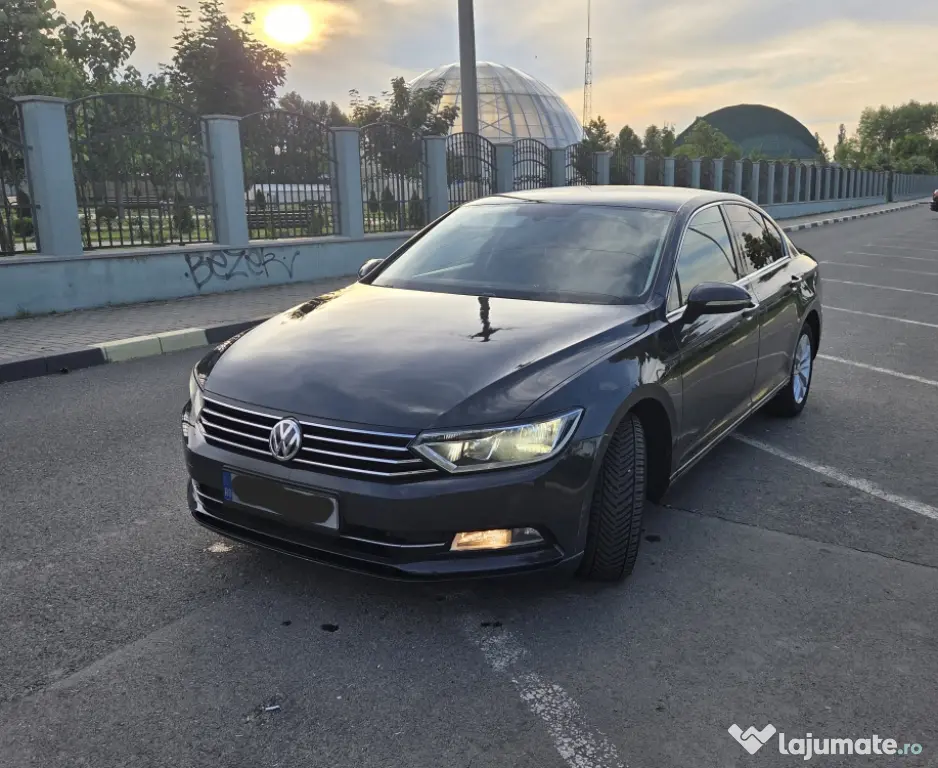 Volkswagen Passat B8 2.0 , 150cp,automata,distronic