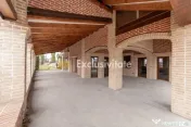 Vila impunătoare in stil italian - Ștefănești, Argeș