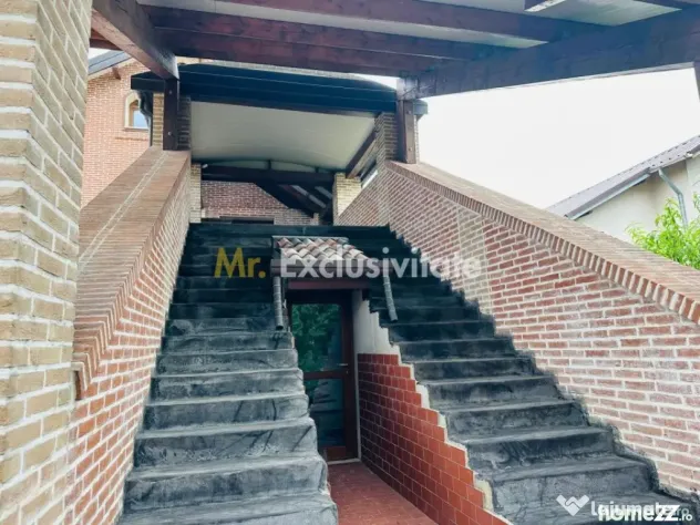 Vila impunătoare in stil italian - Ștefănești, Argeș