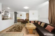 Casa de vacanta sau pensiune in Dâmbovicioara 5 camere, ...