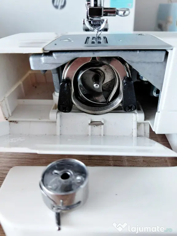 Masina de cusut Singer, 2250, 9 Programe – pentru reparatie sau piese