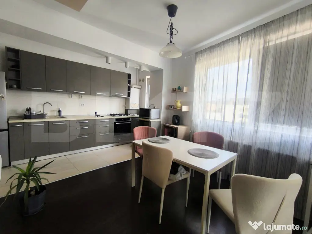 Apartament 2 camere, decomandat + parcare subterana