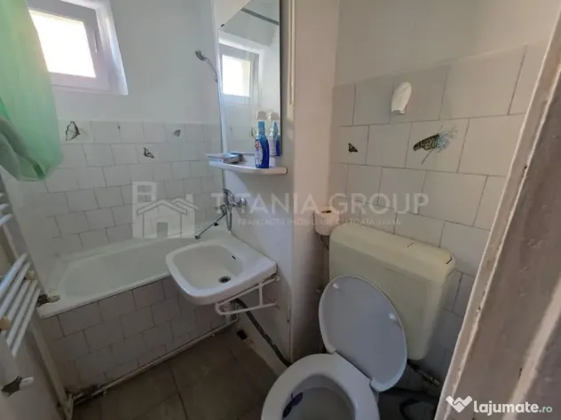 Garsonieră decomandată, etaj intermediar - zona Astra