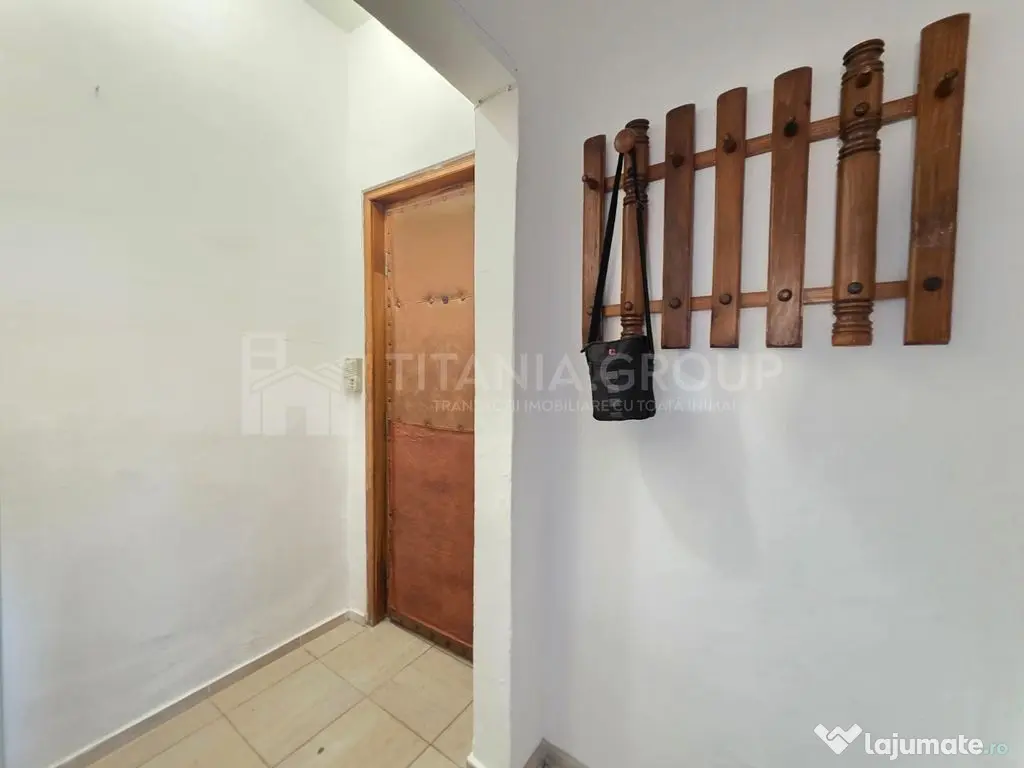 Garsonieră decomandată, etaj intermediar - zona Astra