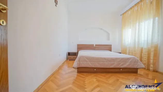 Decomandat, loc parcare, boxa, Centru Civic, Brasov
