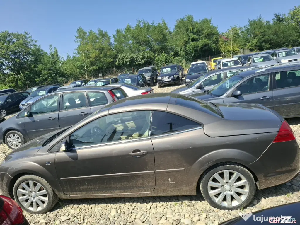 Ford Focus DECAPOTABIL = rate cu buletimul