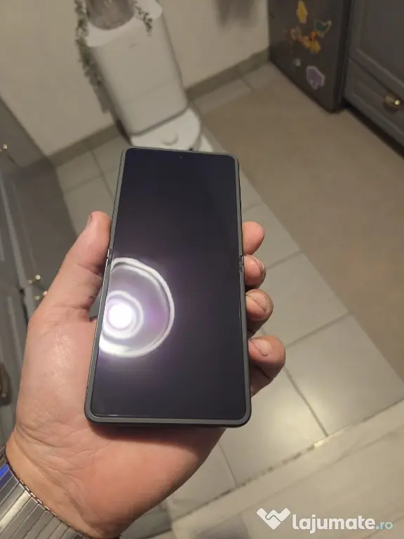 Samsung Galaxy Z Flip 7 5G - 256