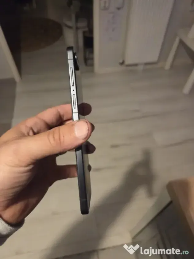 Samsung Galaxy Z Flip 7 5G - 256