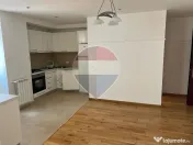 INCHIRIERE Apartament cu 3 camere in zona Nordului