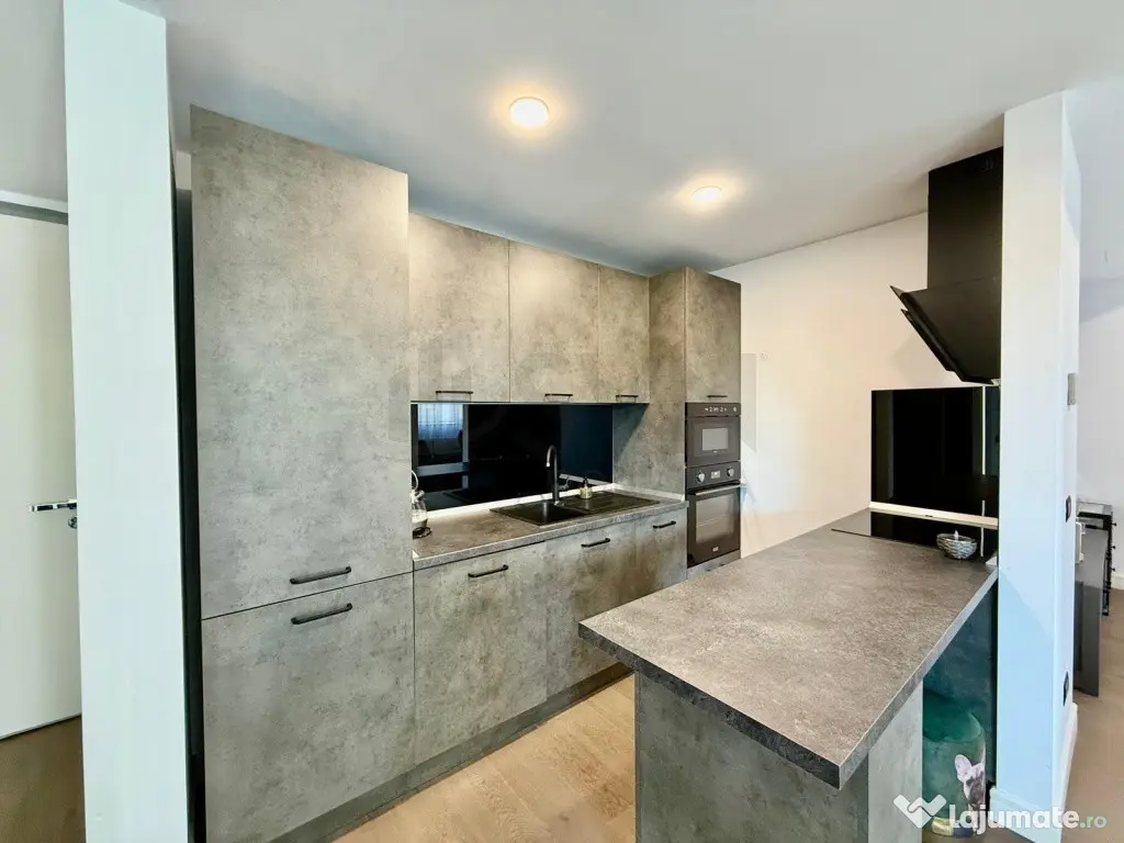 Apartament 2 camere Cortina Residence cu parcare inclusa