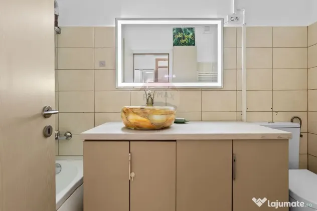 Apartament cu nișă de dormit lângă Adora One, Miron C...