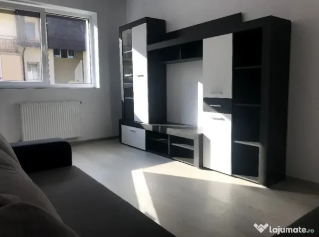 Apartament de vanzare , semidecomandat 56 mp ,2 camere Flore