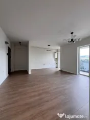 Apartament cu 2 camere 40 mp + logie 4 mp in Floresti zona T 
