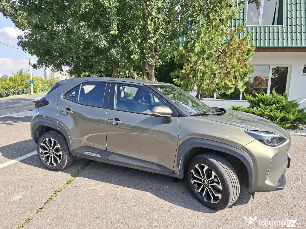Toyota Yaris Cross 1.5 Hybrid Dynamic, 2023, 24.081 km, Garanție, Revizie