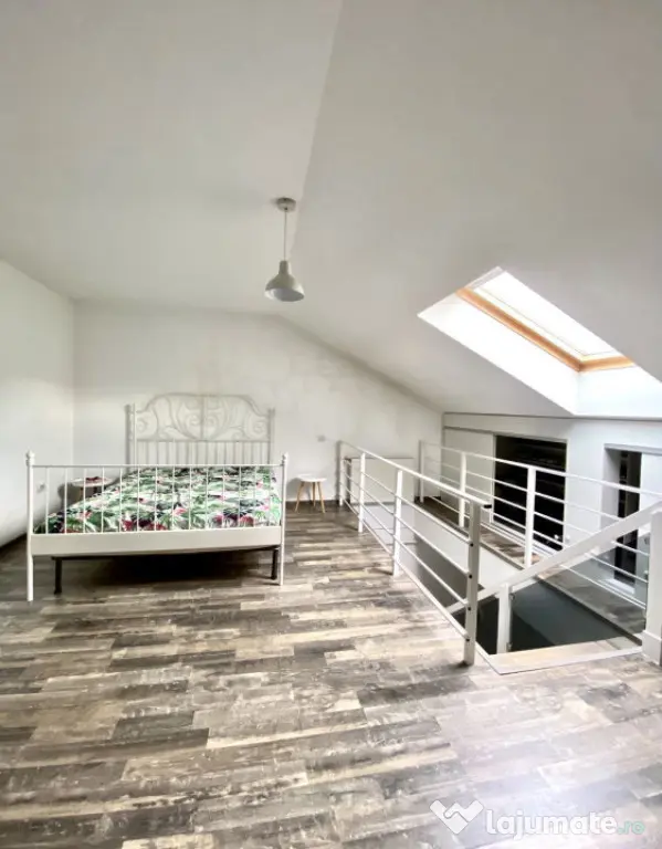 Apartament superb pe 2 nivele, zona Florilor