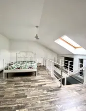 Apartament superb pe 2 nivele, zona Florilor 