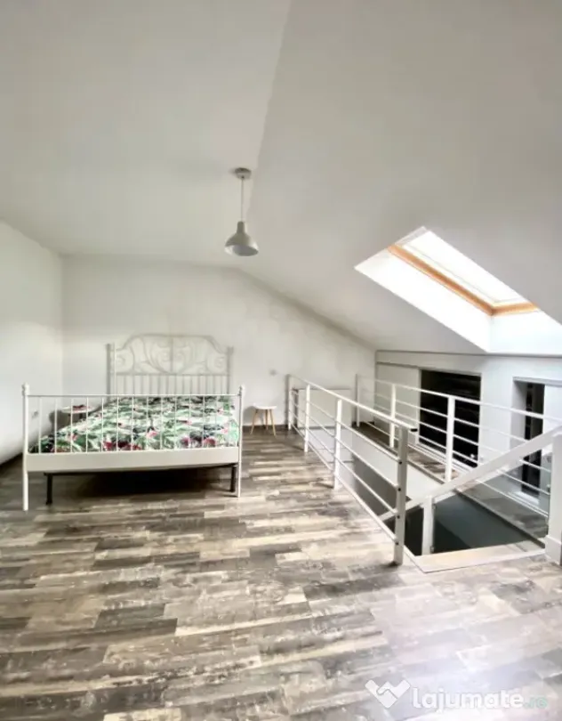 Apartament superb pe 2 nivele, zona Florilor