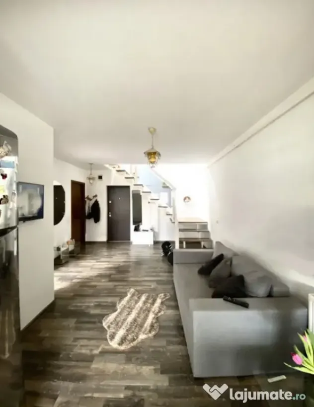 Apartament superb pe 2 nivele, zona Florilor