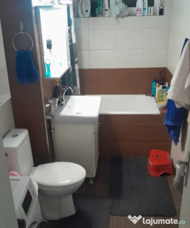 Apartament 4 camere, 82.43 mp Zona Nora Manastur