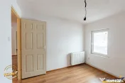 Accesibilitate si farmecul unei case cu garaj, locatie de re