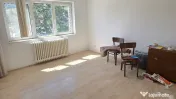 Vand apartament cu 2 camere decomandat Deva, zona Eminescu (Politie) 