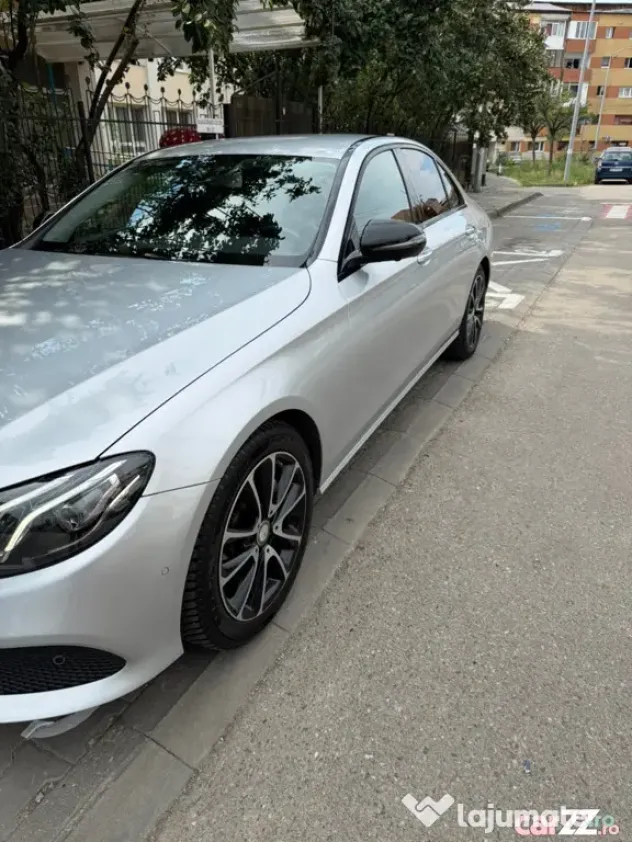 Mercedes Benz 220d