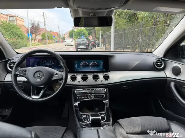 Mercedes Benz 220d