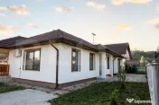 Casă nouă cu 4 camere, 2 băi, terasă si 6 ari de teren ? 