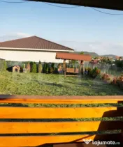 Casă nouă cu 4 camere, 2 băi, terasă si 6 ari de teren ? 