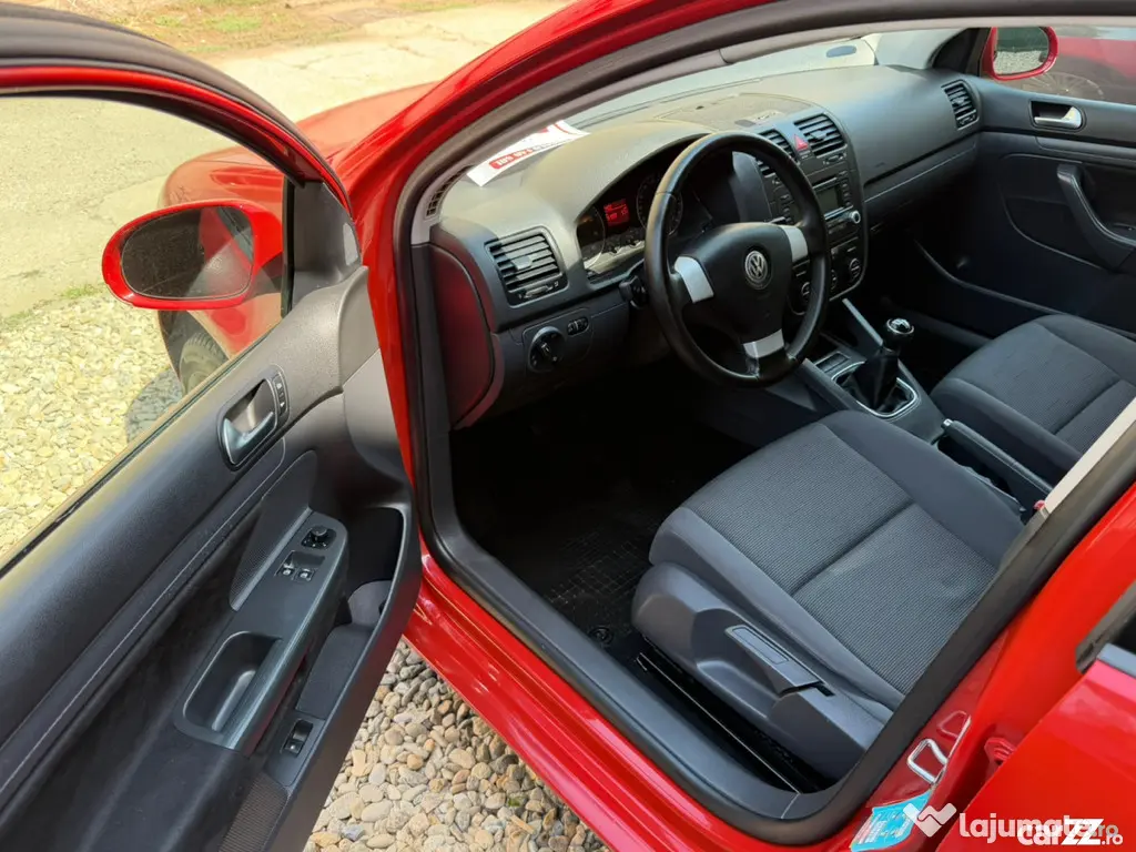 Vw Golf 5 •1.6 MPI 102 CP •Distribuție + Revizie Recentă • RATE / BUY-BACK