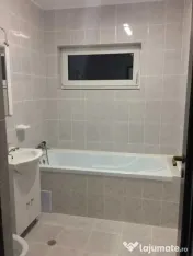 Vand apartament 2 camere 55mp+balcon 7mp zona Terra 