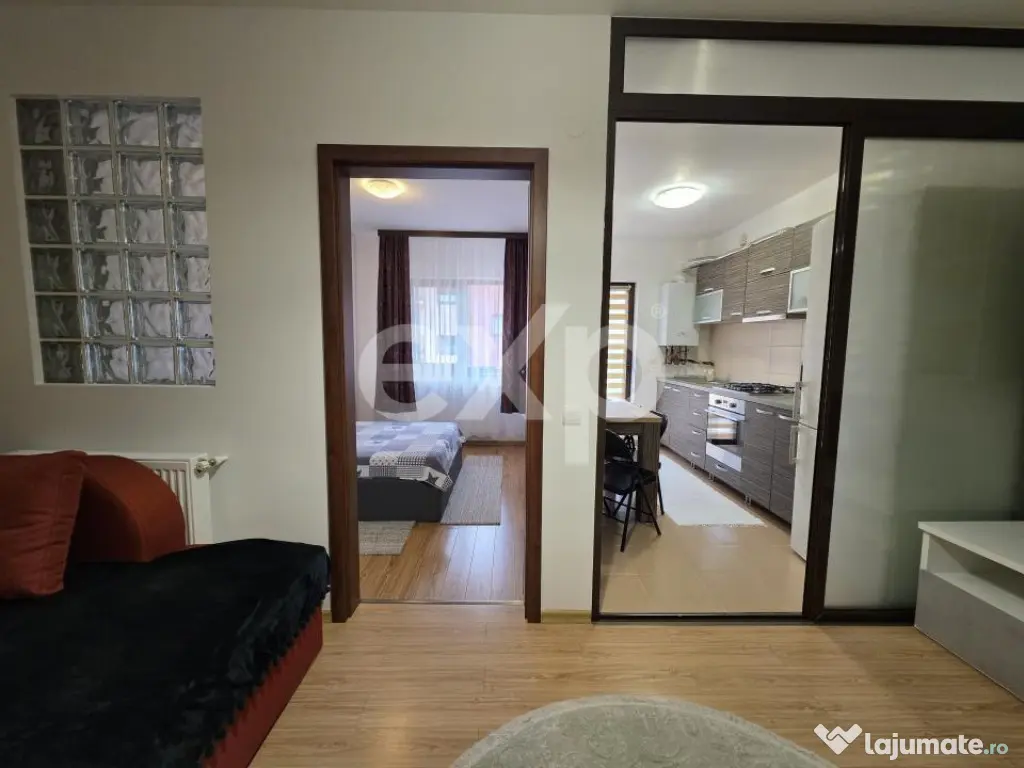 Apartament 2 camere de închiriat | Parcare inclusă | Comis