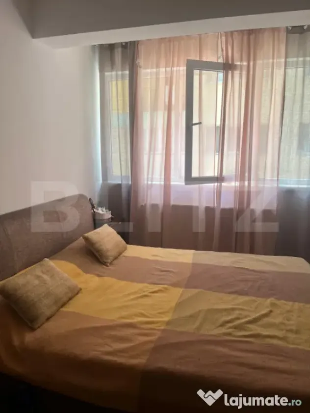 Apartament semidecomandat cu 3 camere, 60 mp utili, zona Ero