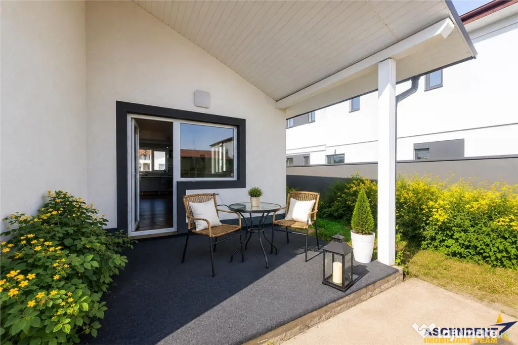 Casa la pret de apartament, curte individuala, terasa, toate