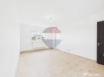 Garsoniera spatioasa si renovata in Rahova