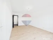 Garsoniera spatioasa si renovata in Rahova